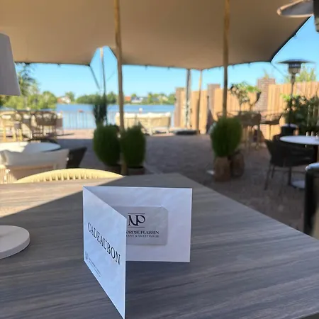 Restaurant & De Noordse Plassen Hotel *